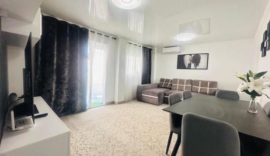 Купить недвижимость в Торревьеха, Испания. Район Nueva Torrevieja, 4 спальни, 106 м2 image 0