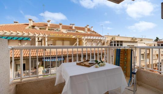 Apartamento de 1 dormitorio en zona Habaneras, Torrevieja image 0