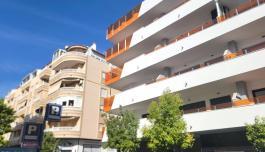Moderno apartamento muy espacioso, en esquina, 3 dormitorios, 3 baños, parking, piscina, a 5 minutos a pie de la Playa del Cura image 2
