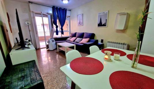 Acogedor Apartamento a 200 m de la playa, Ideal para Vivir o Invertir image 0