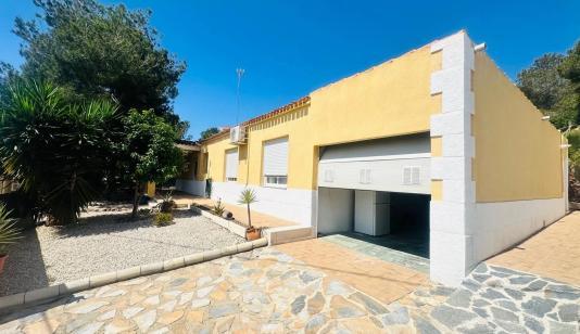 Town house in Algorfa, Spain, La Juliana area, 4 bedrooms, 180 m2 - #ASV-29-MH-313/6105 image 0