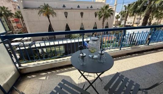 PISO DE 4 DORMITORIOS EN PLENO CENTRO, TORREVIEJA image 0