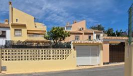 Town house in Torrevieja, Spain, Playa del Cura area, 4 bedrooms, 125 m2 - #ASV-CAS-1111/3659 image 2