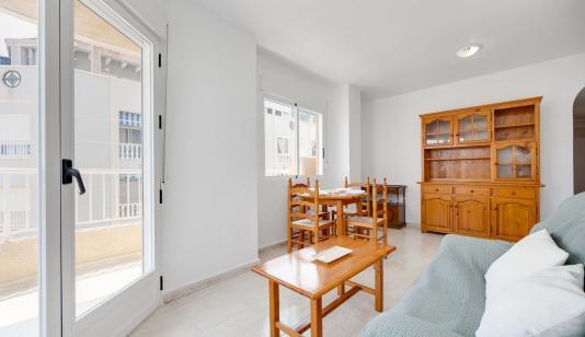 SE VENDE BONITO Y LUMINOSO APARTAMENTO EN AVD. DE LAS HABANERAS!!!! GARAJE Y TRASTERO OPCIONAL!!! image 0