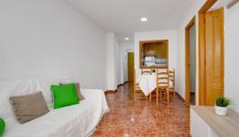 APARTAMENTO EN TORREVIEJA SITUADO A 650 METROS DE LA PLAYA DEL CURA image 1