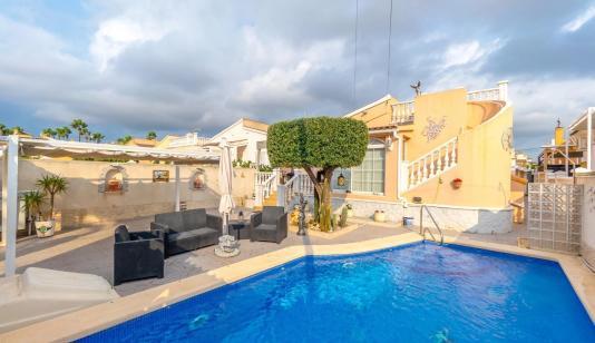 Villa in Orihuela Costa, Spain, Punta Prima area, 3 bedrooms, 88 m2 - #ASV-4-CH-Z519/1267 image 0