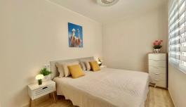 Buy real estate in Torrevieja, Spain. Playa del Cura area, 2 bedrooms, 83 m² image 5