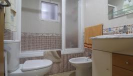 Real estate in Spain, Torrevieja. Estacion de autobuses area, 2 bedrooms, 53 m² image 3