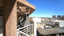 Buy real estate in Torrevieja, Spain. Playa de los Locos area, 1 bedroom, 105 m² image 3