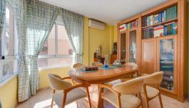 Buy an Apartment in Spain, Torrevieja. Playa de los Locos area, 4 bedrooms, 132 m² image 5