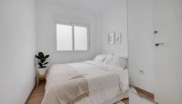 Torrevieja, España. Comprar un Piso. Zona de la  Centro, 3 dormitorios, 120 m² image 2