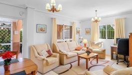 Buy an Town house in Orihuela Costa, Spain. Punta Prima area, 3 bedrooms, 124 m² image 5