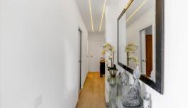 Torrevieja bienes raíces, Piso en venta. Zona de la  Playa del Cura, 2 dormitorios, 84 m² image 2