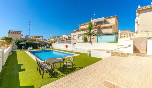 Buy an Town house in Spain, Orihuela Costa. Las Filipinas area, 3 bedrooms, 100 m² image 0