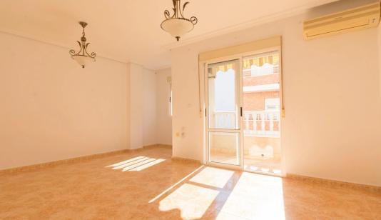 Buy an Apartment in Torrevieja, Spain. Centro area, 4 bedrooms, 102 m² image 0