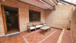 Bungalow en Torrevieja, España. Zona de la  Playa de los Locos, 3 dormitorios, 80 m² image 1