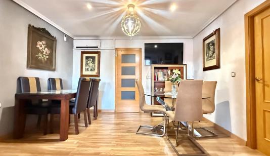 Real estate in Spain, Torrevieja. Centro area, 2 bedrooms, 91 m² image 0