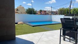 Buy an Town house in Torrevieja, Spain. Eliseos playa area, 3 bedrooms, 139 m² image 1