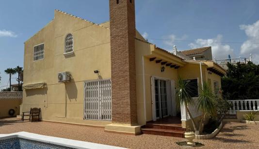 Buy an Villa in Orihuela Costa, Spain. Playa Flamenca area, 4 bedrooms, 191 m² image 0