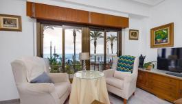 Property in Torrevieja. Paseo maritimo area, 4 bedrooms, 149 m² image 1