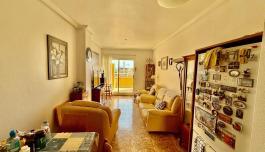 Buy property in Torrevieja, Spain. Paseo maritimo area, 3 bedrooms, 103 m² image 3