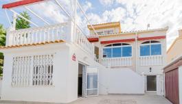 Town house for sale in Orihuela Costa, Spain. La Florida area, 4 bedrooms, 133 m² image 4