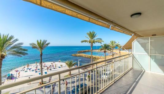 Comprar una vivienda en Torrevieja, España. Zona de la  Playa del Cura, 4 dormitorios, 109 m² image 0