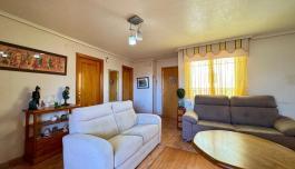 Penthouse for sale in Torrevieja, Spain. Centro area, 2 bedrooms, 58 m² image 1