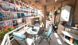 Buy real estate in Torrevieja, Spain. Playa de los Locos area, 1 bedroom, 105 m² image 1