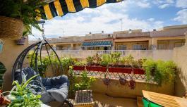 Penthouse for sale in Torrevieja, Spain. Calas blanca area, 3 bedrooms, 70 m² image 4