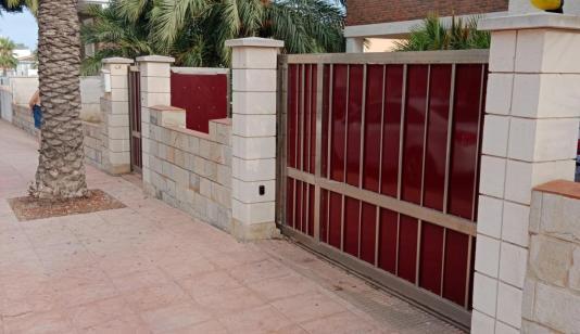 Property in Orihuela Costa. Cabo Roig area, 5 bedrooms, 191 m² image 0