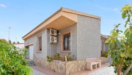 Torrevieja, Spain. Real Estate. Nueva Torrevieja area, 4 bedrooms, 152 m² image 3