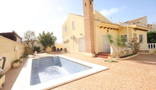 Real estate Orihuela Costa, Town house for sale. Playa Flamenca area, 4 bedrooms, 172 m² image 0
