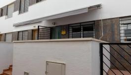 Town house for sale in Guardamar del Segura, Spain. Pueblo area, 3 bedrooms, 138 m² image 4