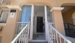 Bungalow in Orihuela Costa, Spain. PAU 26 area, 3 bedrooms, 104 m² image 1
