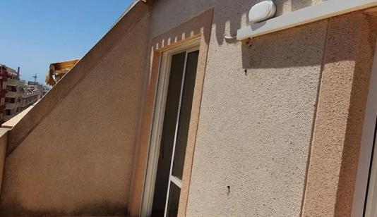 Penthouse for sale in Torrevieja, Spain. Centro area, 2 bedrooms, 60 m² image 0