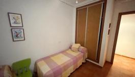 Buy real estate in Guardamar del Segura, Spain. Playa area, 3 bedrooms, 92 m² image 4