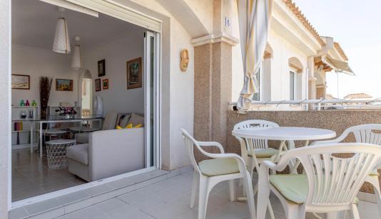 Bungalow for sale in Torrevieja, Spain. Aguas Nuevas area, 2 bedrooms, 48 m² image 0