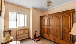 Buy real estate in Torrevieja, Spain. Estacion de autobuses area, 3 bedrooms, 96 m² image 5