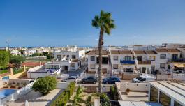 Orihuela Costa, real estate. La Florida area, 4 bedrooms, 90 m² image 2