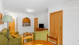 Torrevieja bienes raíces, Piso en venta. Zona de la  Centro, 2 dormitorios, 65 m² image 5