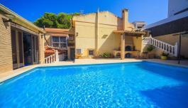 Buy an Town house in Torrevieja, Spain. Los Balcones area, 4 bedrooms, 300 m² image 2