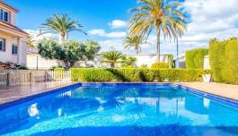 Buy real estate in Spain. Mil Palmeras area, 4 bedrooms, 288 m² image 1