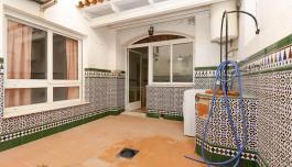 Buy an Apartment in Torrevieja, Spain. torrevieja area, 5 bedrooms, 243 m² image 1