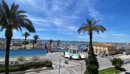 Property in Torrevieja. torrevieja area, 4 bedrooms, 130 m² image 1