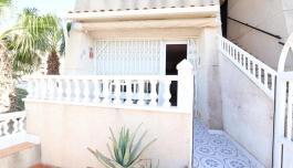 Property in Torrevieja. Cabo Cervera area, 1 bedroom, 50 m² image 2