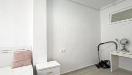 Buy property in Torrevieja, Spain. Playa del Cura area, 2 bedrooms, 74 m² image 3