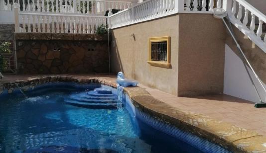 Comprar un Duplex en Orihuela Costa, España. Zona de la  Cabo Roig, 4 dormitorios, 250 m² image 0