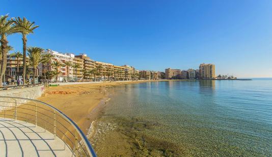 Comprar un Piso en Torrevieja, España. Zona de la  Playa del Cura, 3 dormitorios, 104 m² image 0