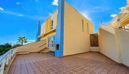 Property in Orihuela Costa. Campoamor area, 3 bedrooms, 180 m² image 1